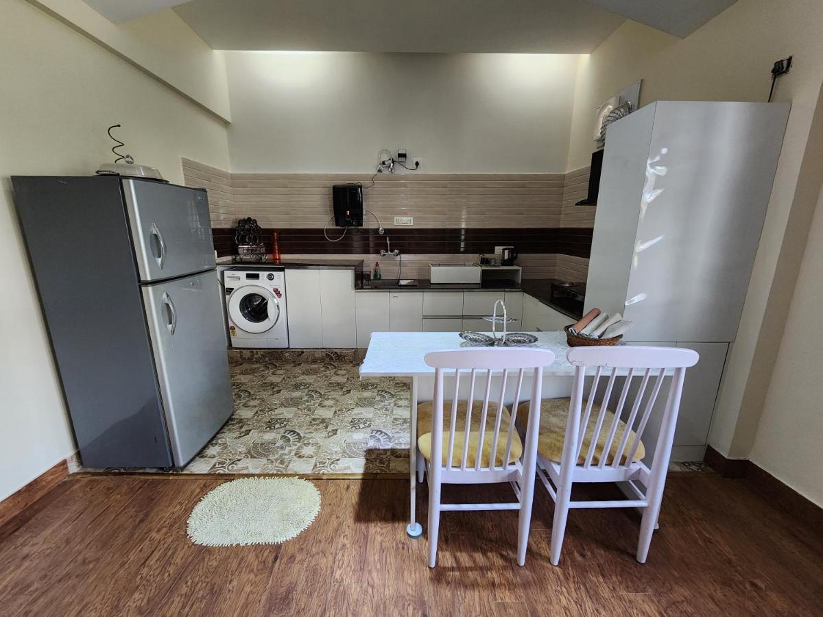 Lychee Bungalow Dehradun Bagian luar foto